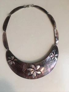 Natural Shell Carved Necklace Choker - 16” - Picture 1 of 4