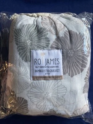 Sábana de cuna de bambú Ro James 28x 52 pulgadas Foto 1 de 4