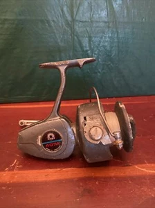 Vintage Daiwa 407A Spinning Fishing Reel Korea Missing Handle Untested Parts - Picture 1 of 24