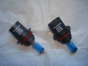 Putco 239007SW Pure Halogen Headlight Bulb Ion Spark White Pair - Picture 1 of 2