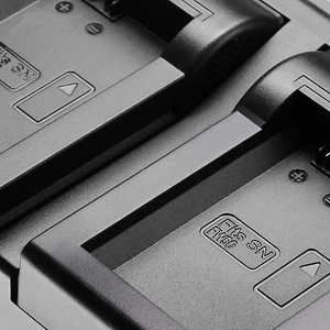  DUAL LCD Mains battery charger PLATE PK for Sony BC-VW1 FW50 - Picture 1 of 2