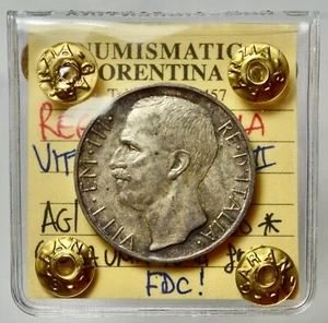 VITTORIO EMANUELE III 1901-1943 -AG/ 10 LIRE 1928 UNA ROSETTA PERIZIATA FDC ! - Imagen 1 de 6