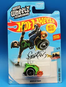 HOT WHEELS WHEELZ AARON FOTHERINGHAM HW RIDE-ON GREEN WHEELIE CHAIR 2017 - Picture 1 of 1
