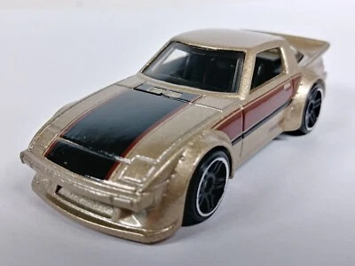 Mazda RX-7 Hot Wheels 2023 Japan Car Culture Series Gold PR5 Wheels 1:64 Loose - Imagem 1 de 4