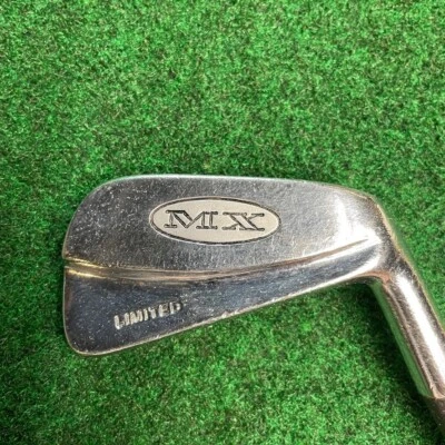 MacGregor MX Limited 4-iron MacGregor Tour Action 2 shaft Lamkin grip RH - Image 1 of 4