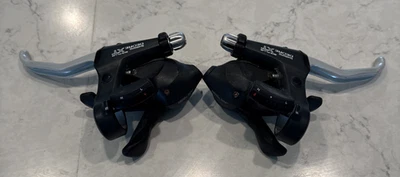 Shimano Deore XT 3x8-Spd ST-M738-A Shifters/Brake Levers MTB  - Image 1 of 4