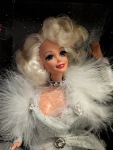 Barbie Diseñadora Pantalla Plateada Barbie - Imagen 1 de 9