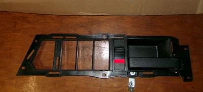 Novo NOS GM 1988-90 Chevy/GMC Caminhão R/H Conjunto de Maçaneta Interna da Porta # 22071936 - Imagem 1 de 4