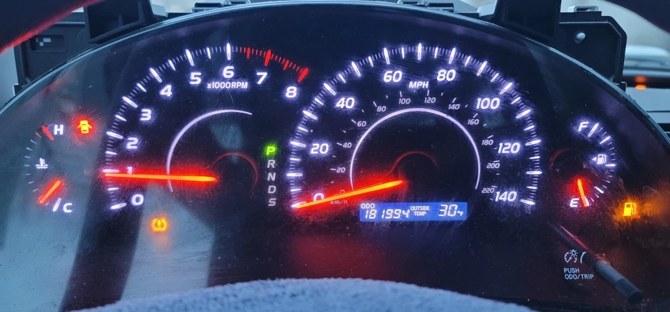 * Cuadro de instrumentos velocímetro Toyota Camry 2010 2011 2,5 L 4 cilindros Millas 181.994 Foto 1 de 1