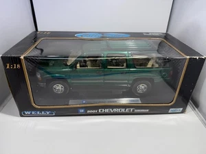 Chevrolet Suburban 1/18 Welly 2001 diecast verde brillante ¡RARO! Vendedor de Estados Unidos 9854W - Imagen 1 de 14