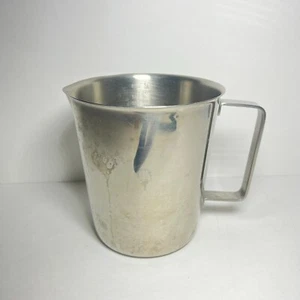 Vintage Vollrath Stainless Steel Graduated Measuring Cup 32oz 1000cc #8532 USA - Picture 1 of 8