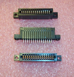 QTY (9) 15 POSITION EDGE CARD CONNECTORS 2.54mm GOLD PLATED CONTACTS EC15-2A - Picture 1 of 3