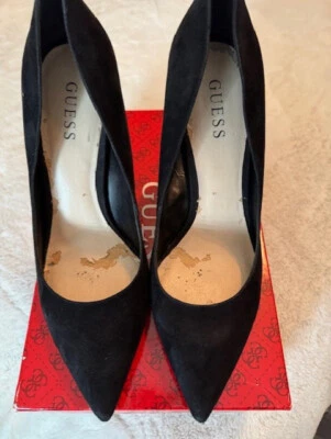 Zapatos de tacón alto Guess para mujer de gamuza negros talla 10 Foto 1 de 4