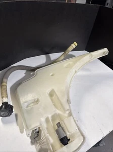 BMW 335 2007 08 09 10 11 E90 DEPÓSITO LAVAPARABRISAS 7124231-16 - Imagen 1 de 7