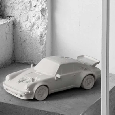 Corrode Coche Estatua Automóvil Modelo Estatuilla Resina Escultura Regalo Accesorio Foto 1 de 4