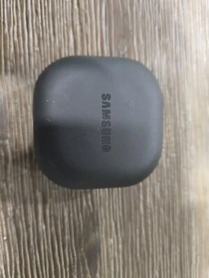 Original Graphite Charging Case For Samsung Galaxy Buds2 Pro Earbuds SM-R510 - Image 1 of 3