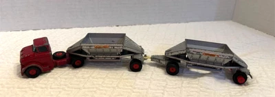 Vintage Matchbox Lesney Major Pack No M-4 Fruehauf Hopper Train Made in England - Image 1 of 4