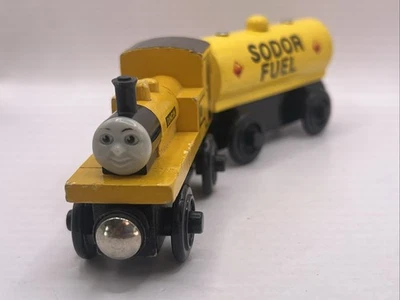 Tren ferroviario de madera Thomas & Friends Duncan & Sodor cisterna de combustible en muy buen estado Foto 1 de 4