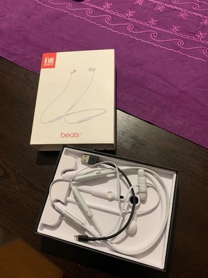 Beats X Wireless Earphones - Bild 1 von 4