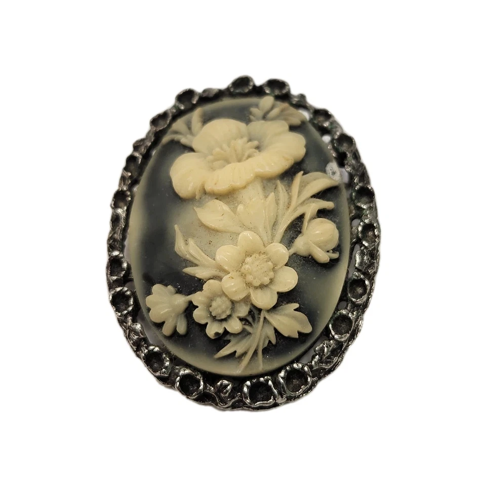 Broche camafeo flor floral victoriano vintage tallado resina gris marfil ornamentado Foto 1 de 4