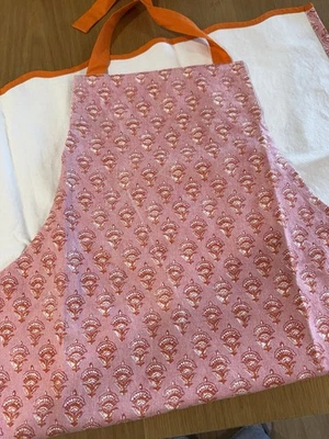 DELANTAL ESTAMPADO BLOQUE MARK & GRAHAM NARANJA ROSA ADULTO Foto 1 de 4