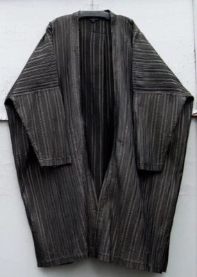 AMAZING! NEW Eskandar Size (2) OLIVE Light Weight Silk 44" Long Duster Jacket - Image 1 of 4