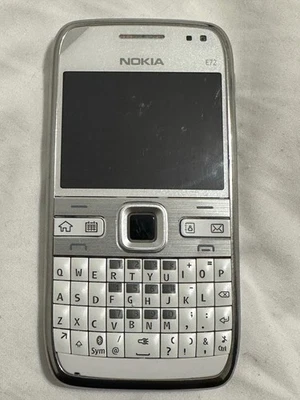 #14 Pristine Nokia E72 Original Unlocked 3G WIFI GPS Bluetooth 2.4 in 5MP Camera - Image 1 of 3