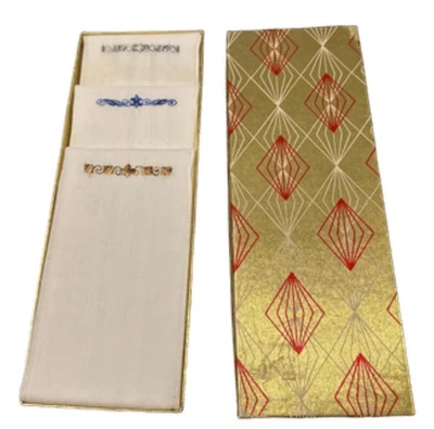 Paquete de 3 pañuelos bordados vintage años 60 para hombre nuevos en caja MCM Art Deco regalo Foto 1 de 4