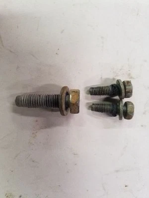 Pernos de montaje del cárter de aceite superior del motor de 3,6 L | Se adapta a Jeep Wrangler 2012-2018 Foto 1 de 4