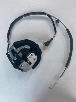 Pestillo de puerta corredera eléctrico trasero para conductores OEM 81420A9010 diestro para Kia Sedona 2015-2020 Foto 1 de 4