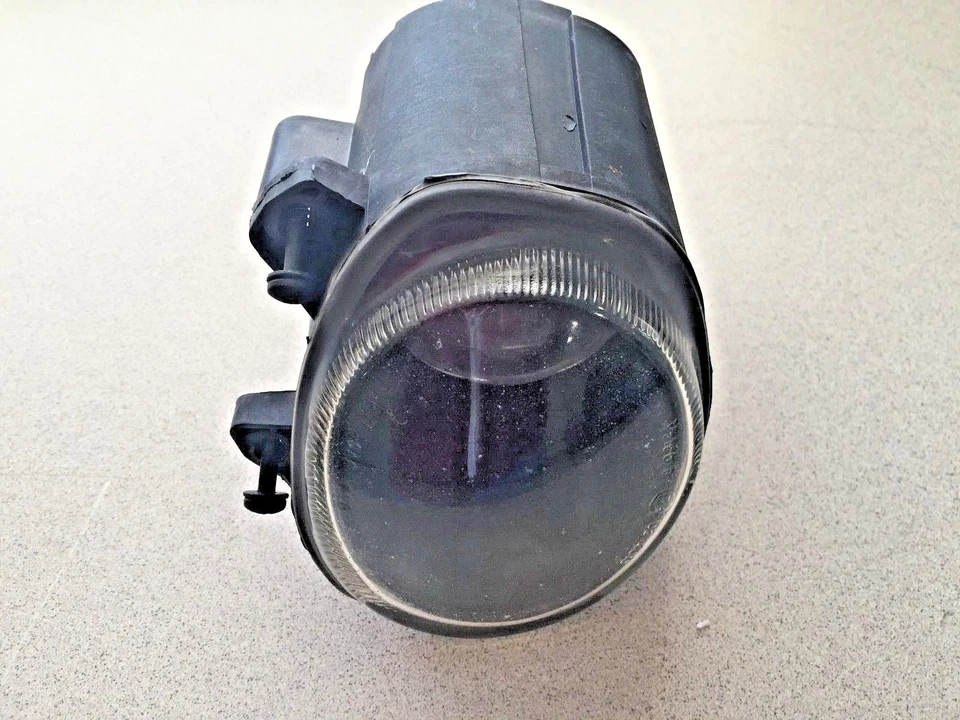 BMW X5 E53 2000-2003 ~ luz antiniebla lateral derecha ~ 63178409026 ~ pieza OEM Foto 1 de 4