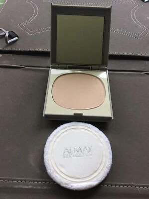 Almay Matte Finish  Pressed Powder-Sand.    Read Description - Image 1 of 2