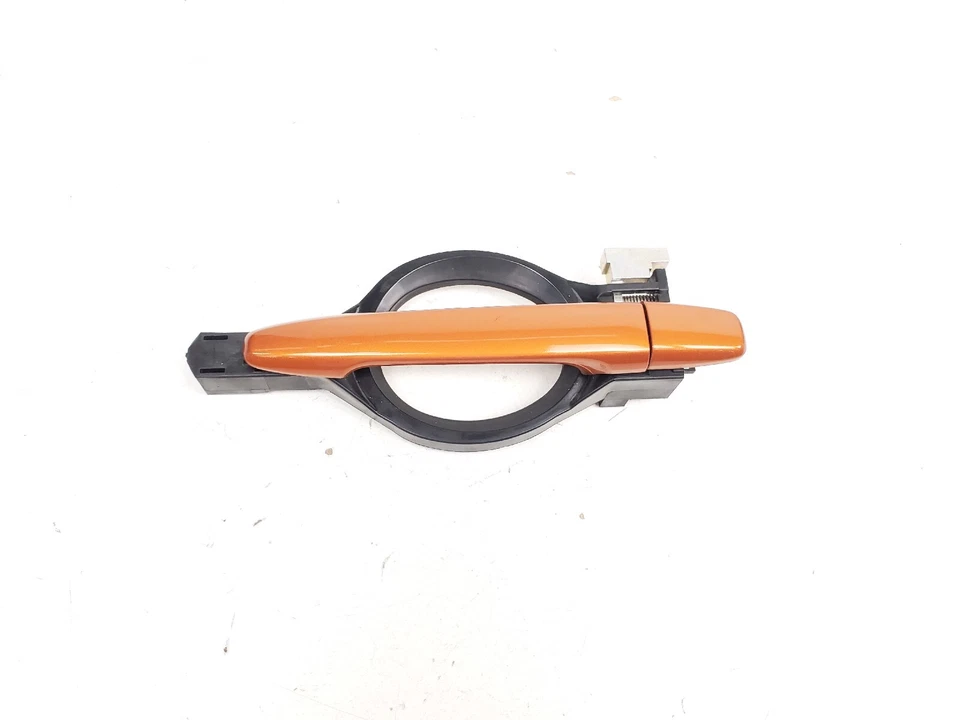 MITSUBISHI OUTLANDER 2011-2021 MANIJA PUERTA EXTERIOR TRASERA IZQUIERDA NARANJA M11 OEM Foto 1 de 4