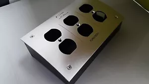 1x US AC Power Strip Bar Distributor Aluminum 6 Outlet Box HIFI Chassis - Picture 1 of 6