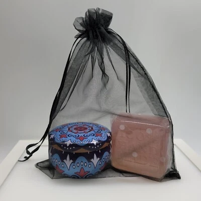 ZODIAC Sternzeichen duftende vegane Sojakerze & Seife Kombination