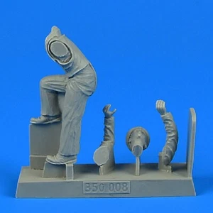 Aires 350008 1/35 WWII German Submarine Kriegsmarine Sailor #5 - Picture 1 of 1