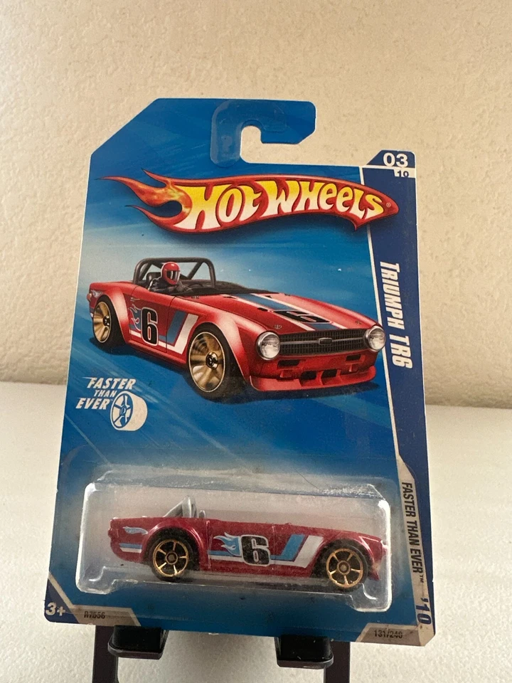 Hot Wheels 2010 Faster Than Ever Series #131 Triumph TR6 MTFLK rojo oscuro FTE N24 Foto 1 de 1