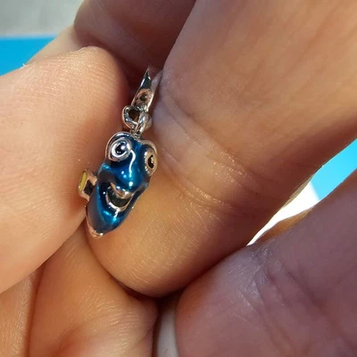 PANDORA FINDING DORY DANGLE CHARM #043 - Image 1 of 3