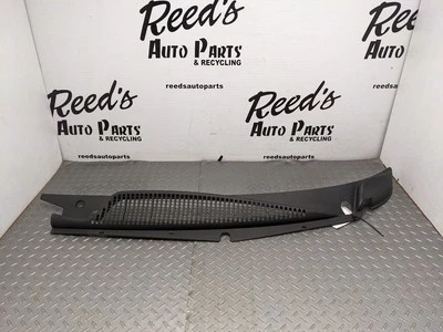 REJILLA PANEL CAPÓ IZQUIERDO CHEVROLET EXPRESS 3500 2500 1500 OEM 191154648 Foto 1 de 4