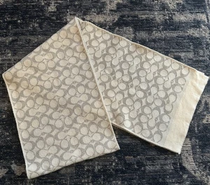 Coach Schal Signatur Logo Wollmischung Creme/Silber 72X 10,5" EUC - Bild 1 von 4