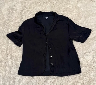 Camisa negra de seda Gap Body abotonada en XS, ajuste relajado Foto 1 de 4
