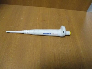 EPPENDORF, 1 CHANNEL PIPETTE, 10-100uL, PART#REFERENCE-10-100, USED - Bild 1 von 6
