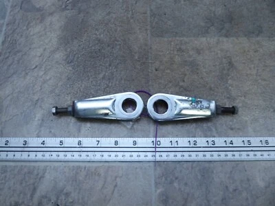 Honda CB750 1982 personalizado H669-1. ajustadores rueda trasera Foto 1 de 4