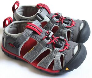KEEN Toddler/Little Kid Size 10 Seacamp II CNX Sandals Magnet/Racing Red 1014123