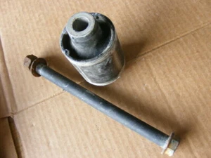 Yamaha Outboard F350-300 HP 6AW-44555 Mount Damper Lower Side - Picture 1 of 10