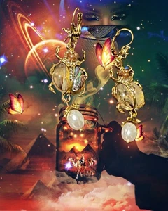 Egyptian Architects Of Magical Power. Earrings. - Picture 1 of 3