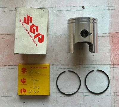 PISTÓN Y ANILLOS ORIGINALES SUZUKI DR125 STD 46,00 MM 12111-05202 Foto 1 de 2