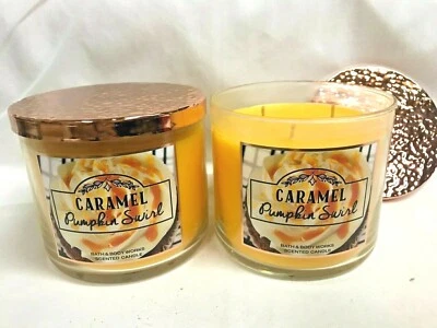 Bath & Body Works (2) CARAMEL PUMPKIN SWIRL 3 mechas velas de 14,5 oz con tapa de cobre Foto 1 de 2