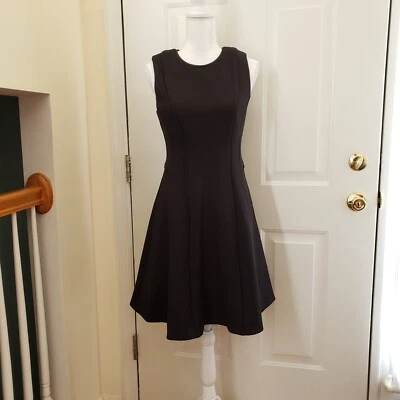 Vestido para mujer DKNY negro ajustado y acampanado talla XS nuevo con etiquetas Foto 1 de 4