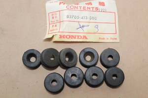 NEU 1x orig. Honda 83705-413-000 Gummi Halter Seitendeckel oben für CX 500 *NOS* - Bild 1 von 2